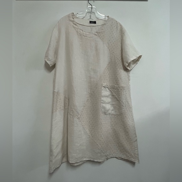 M for Bolide Linen Dress with Crochet Detail - Picture 3 of 12